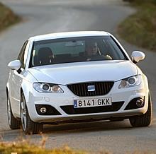 Vor allem an der Front unterscheidet sich Seats Exeo von seinem Abbild. Foto: Seat/auto-reporter.net